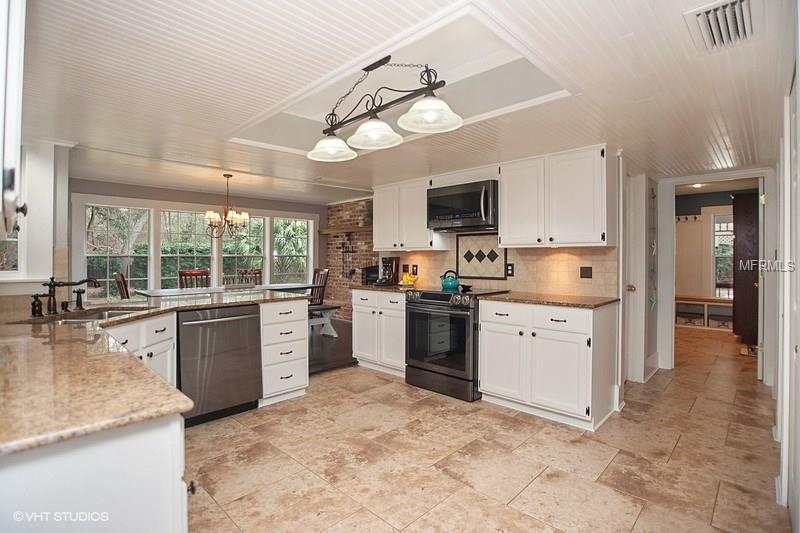 5478 MARKHAM WOODS ROAD, LAKE MARY, Florida 32746, 3 Bedrooms Bedrooms, 8 Rooms Rooms,3 BathroomsBathrooms,Residential,For sale,MARKHAM WOODS,O5561427