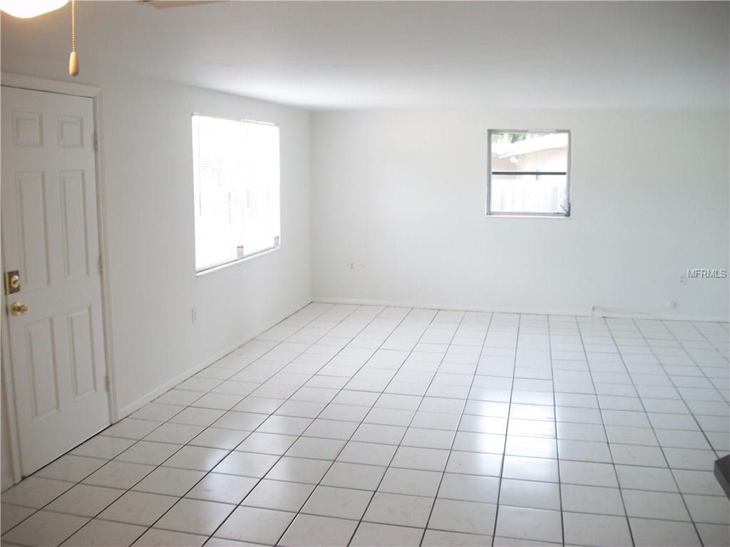 10474 VALENCIA ROAD, SEMINOLE, Florida 33772, 3 Bedrooms Bedrooms, 5 Rooms Rooms,2 BathroomsBathrooms,Residential,For sale,VALENCIA,U7777545