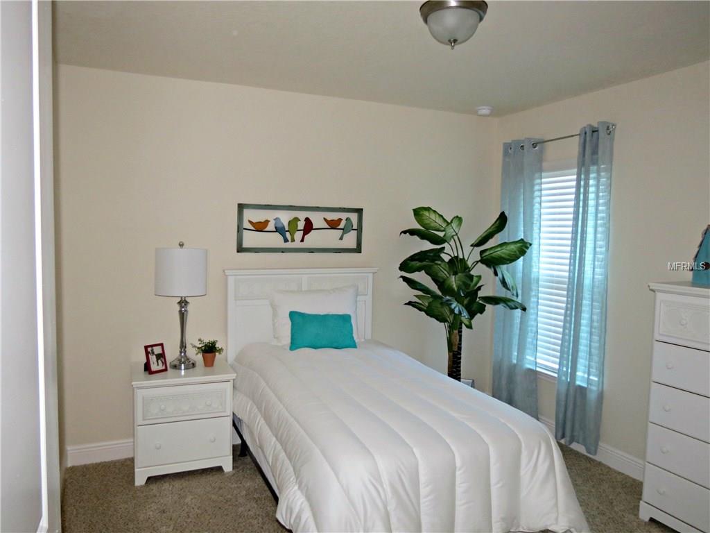 31529 BROADWATER AVENUE, LEESBURG, Florida 34748, 3 Bedrooms Bedrooms, 6 Rooms Rooms,2 BathroomsBathrooms,Residential,For sale,BROADWATER,G4843419