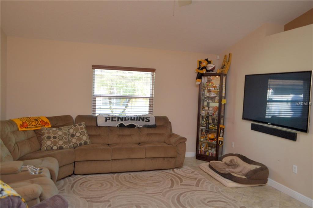 2313 APPALOOSA CIRCLE, SARASOTA, Florida 34240, 3 Bedrooms Bedrooms, 8 Rooms Rooms,2 BathroomsBathrooms,Residential,For sale,APPALOOSA,A4198899