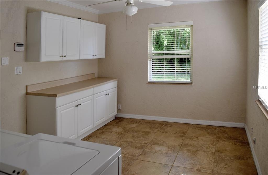 6031 HOLLYWOOD BOULEVARD, SARASOTA, Florida 34231, 3 Bedrooms Bedrooms, 6 Rooms Rooms,3 BathroomsBathrooms,Residential,For sale,HOLLYWOOD,A4200687