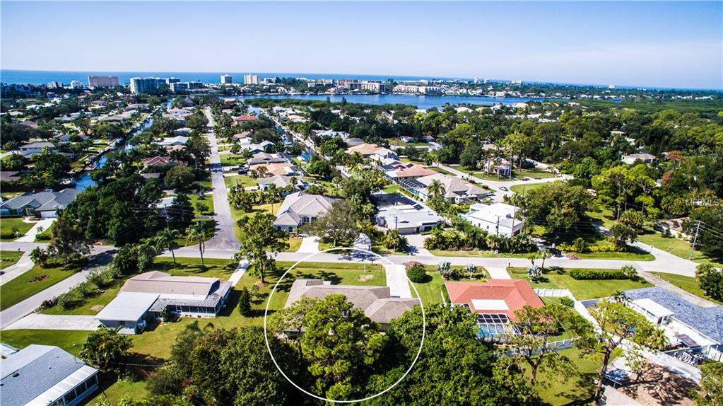 6031 HOLLYWOOD BOULEVARD, SARASOTA, Florida 34231, 3 Bedrooms Bedrooms, 6 Rooms Rooms,3 BathroomsBathrooms,Residential,For sale,HOLLYWOOD,A4200687