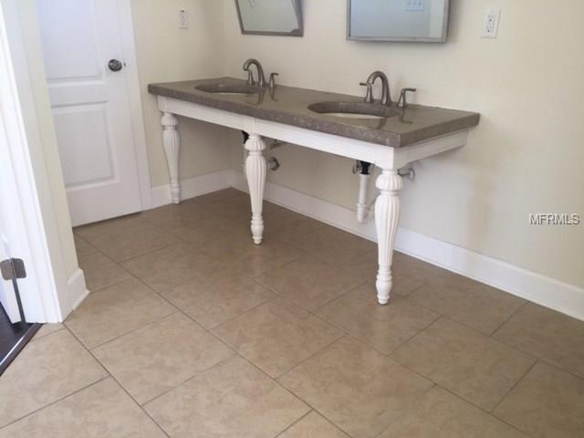 8501 PITT ROAD, PLANT CITY, Florida 33567, 3 Bedrooms Bedrooms, 4 Rooms Rooms,2 BathroomsBathrooms,Residential,For sale,PITT,T2914715