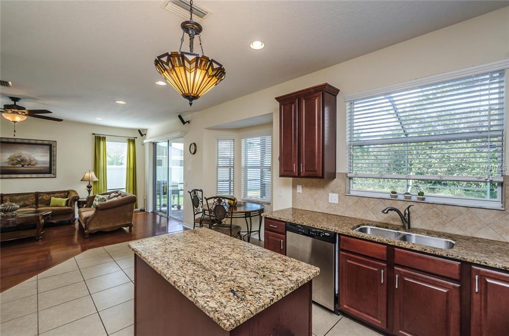 11544 WESTON COURSE LOOP, RIVERVIEW, Florida 33579, 3 Bedrooms Bedrooms, 6 Rooms Rooms,2 BathroomsBathrooms,Residential,For sale,WESTON COURSE,T2916660