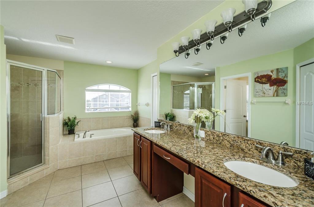 11544 WESTON COURSE LOOP, RIVERVIEW, Florida 33579, 3 Bedrooms Bedrooms, 6 Rooms Rooms,2 BathroomsBathrooms,Residential,For sale,WESTON COURSE,T2916660