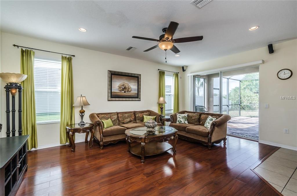 11544 WESTON COURSE LOOP, RIVERVIEW, Florida 33579, 3 Bedrooms Bedrooms, 6 Rooms Rooms,2 BathroomsBathrooms,Residential,For sale,WESTON COURSE,T2916660