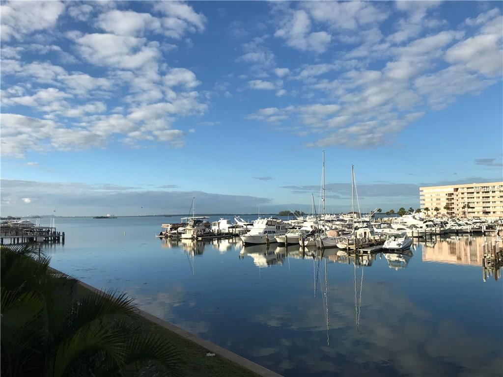 433 PAULA DRIVE S, DUNEDIN, Florida 34698, 2 Bedrooms Bedrooms, 5 Rooms Rooms,2 BathroomsBathrooms,Residential,For sale,PAULA,U7841570