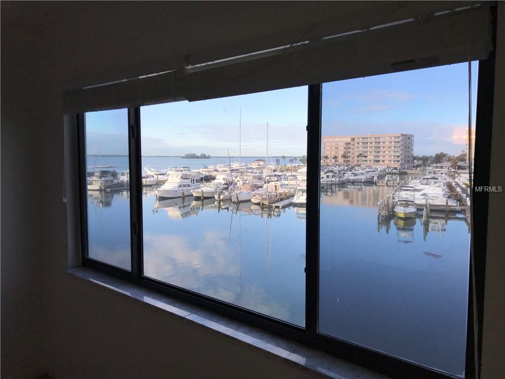 433 PAULA DRIVE S, DUNEDIN, Florida 34698, 2 Bedrooms Bedrooms, 5 Rooms Rooms,2 BathroomsBathrooms,Residential,For sale,PAULA,U7841570