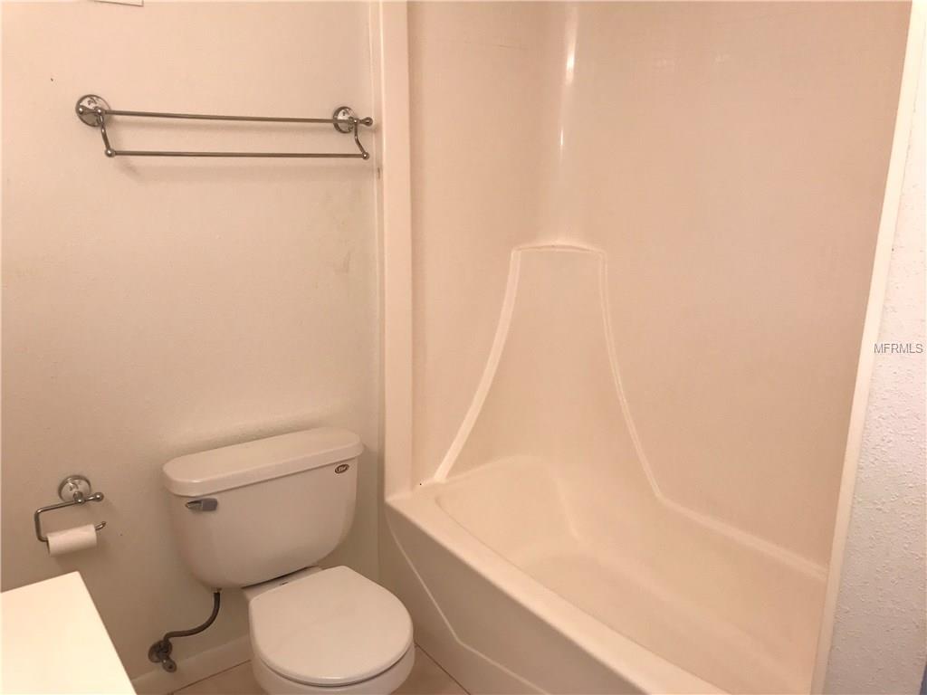 433 PAULA DRIVE S, DUNEDIN, Florida 34698, 2 Bedrooms Bedrooms, 5 Rooms Rooms,2 BathroomsBathrooms,Residential,For sale,PAULA,U7841570