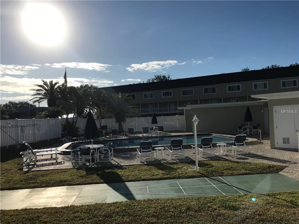 433 PAULA DRIVE S, DUNEDIN, Florida 34698, 2 Bedrooms Bedrooms, 5 Rooms Rooms,2 BathroomsBathrooms,Residential,For sale,PAULA,U7841570