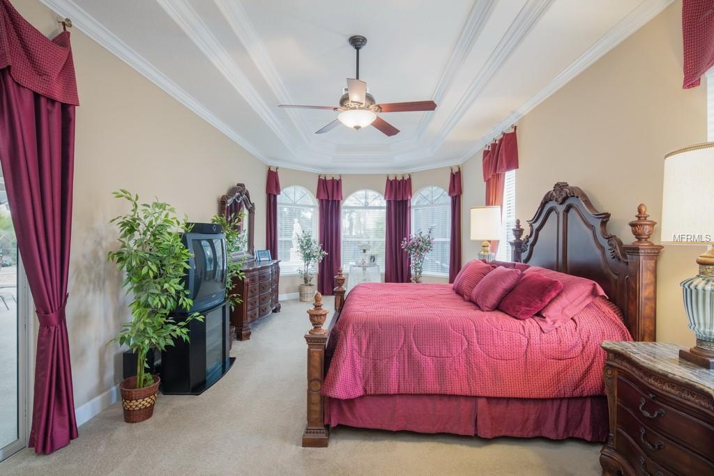 5921 OXFORD MOOR BOULEVARD, WINDERMERE, Florida 34786, 4 Bedrooms Bedrooms, 9 Rooms Rooms,3 BathroomsBathrooms,Residential,For sale,OXFORD MOOR,O5558083