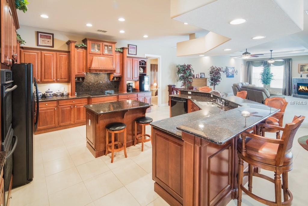 5921 OXFORD MOOR BOULEVARD, WINDERMERE, Florida 34786, 4 Bedrooms Bedrooms, 9 Rooms Rooms,3 BathroomsBathrooms,Residential,For sale,OXFORD MOOR,O5558083