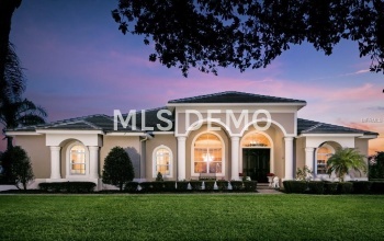 5921 OXFORD MOOR BOULEVARD, WINDERMERE, Florida 34786, 4 Bedrooms Bedrooms, 9 Rooms Rooms,3 BathroomsBathrooms,Residential,For sale,OXFORD MOOR,O5558083