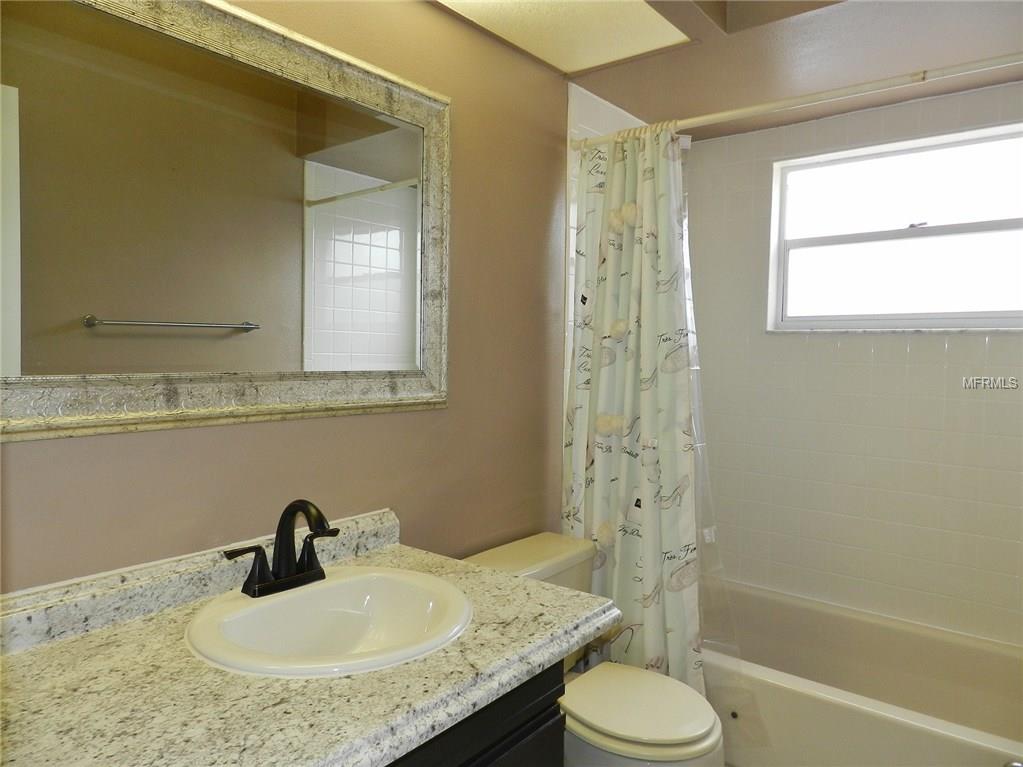 12343 YELLOW ROSE CIRCLE, RIVERVIEW, Florida 33569, 3 Bedrooms Bedrooms, 8 Rooms Rooms,2 BathroomsBathrooms,Residential,For sale,YELLOW ROSE,T2927084