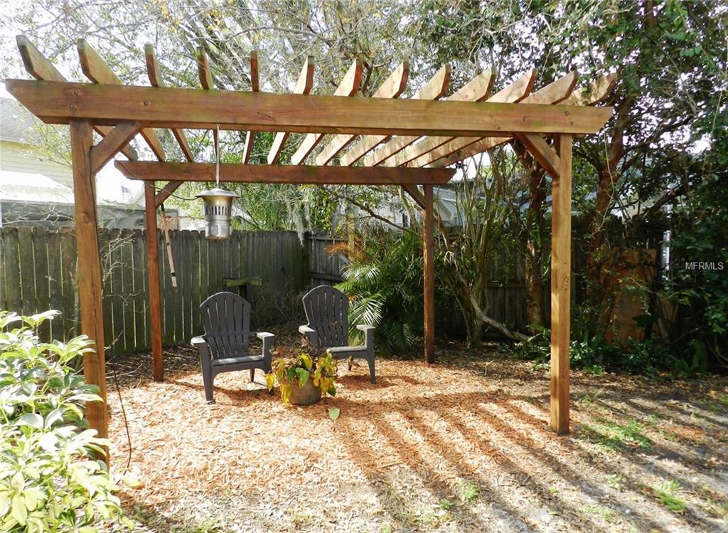 12343 YELLOW ROSE CIRCLE, RIVERVIEW, Florida 33569, 3 Bedrooms Bedrooms, 8 Rooms Rooms,2 BathroomsBathrooms,Residential,For sale,YELLOW ROSE,T2927084