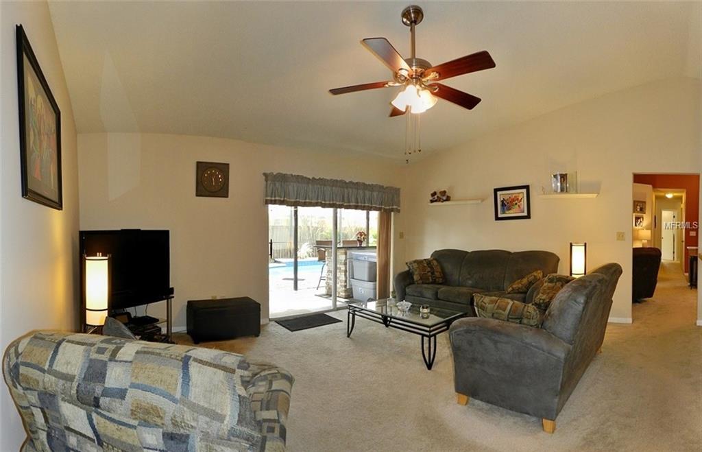 12343 YELLOW ROSE CIRCLE, RIVERVIEW, Florida 33569, 3 Bedrooms Bedrooms, 8 Rooms Rooms,2 BathroomsBathrooms,Residential,For sale,YELLOW ROSE,T2927084