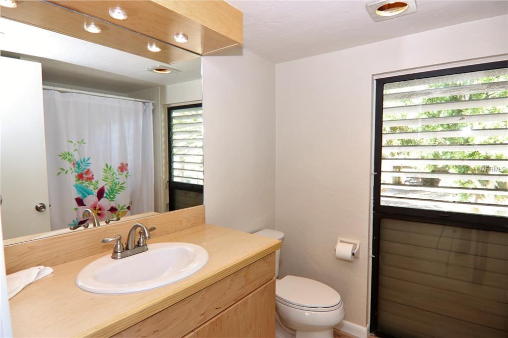 701 PINE RUN DRIVE, OSPREY, Florida 34229, 1 Bedroom Bedrooms, 5 Rooms Rooms,1 BathroomBathrooms,Residential,For sale,PINE RUN,N5916346