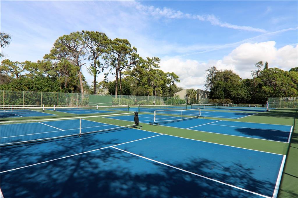 701 PINE RUN DRIVE, OSPREY, Florida 34229, 1 Bedroom Bedrooms, 5 Rooms Rooms,1 BathroomBathrooms,Residential,For sale,PINE RUN,N5916346