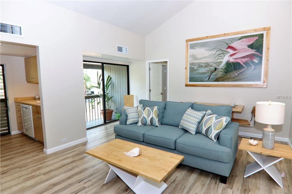 701 PINE RUN DRIVE, OSPREY, Florida 34229, 1 Bedroom Bedrooms, 5 Rooms Rooms,1 BathroomBathrooms,Residential,For sale,PINE RUN,N5916346