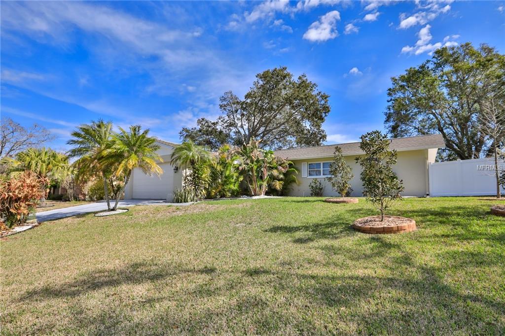 2495 ROLLING VIEW DRIVE, DUNEDIN, Florida 34698, 3 Bedrooms Bedrooms, 8 Rooms Rooms,2 BathroomsBathrooms,Residential,For sale,ROLLING VIEW,U7847285