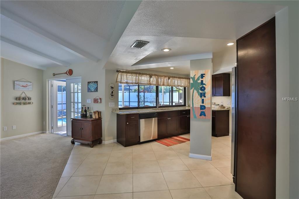 2495 ROLLING VIEW DRIVE, DUNEDIN, Florida 34698, 3 Bedrooms Bedrooms, 8 Rooms Rooms,2 BathroomsBathrooms,Residential,For sale,ROLLING VIEW,U7847285