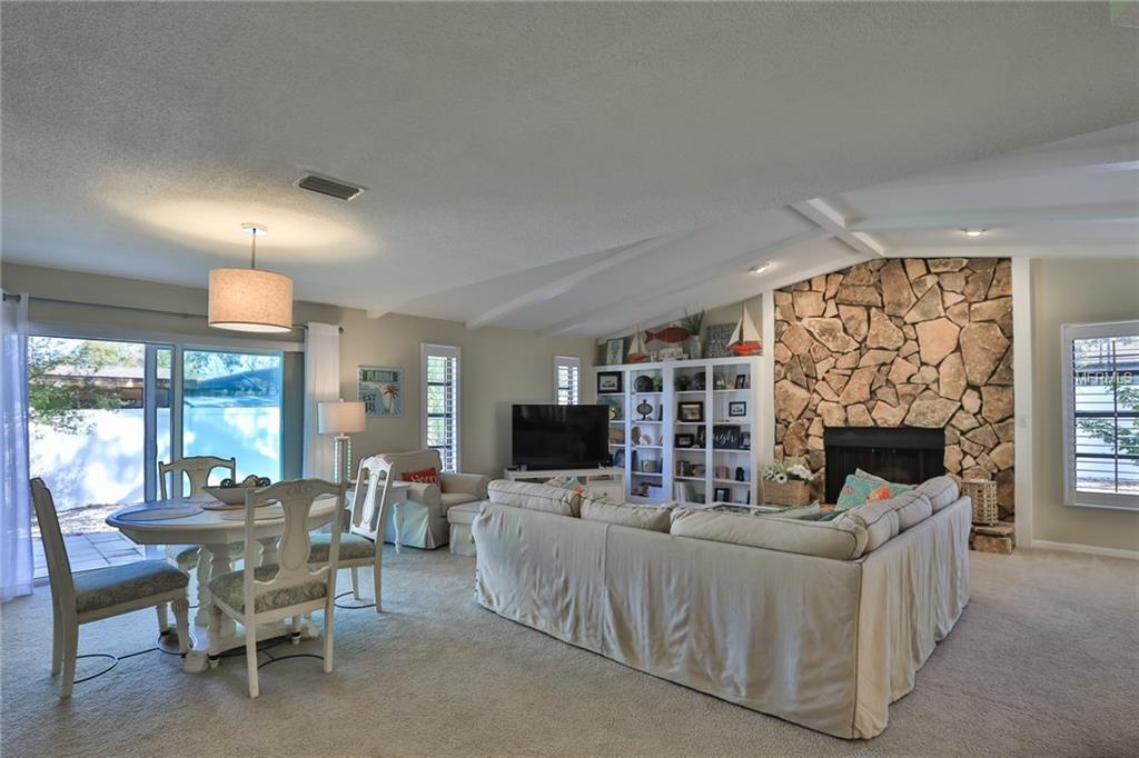 2495 ROLLING VIEW DRIVE, DUNEDIN, Florida 34698, 3 Bedrooms Bedrooms, 8 Rooms Rooms,2 BathroomsBathrooms,Residential,For sale,ROLLING VIEW,U7847285