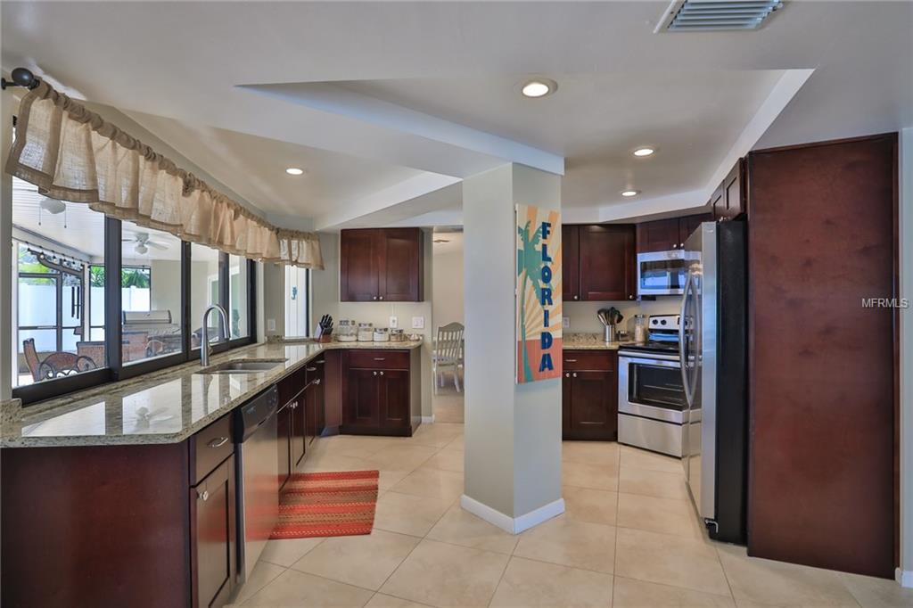 2495 ROLLING VIEW DRIVE, DUNEDIN, Florida 34698, 3 Bedrooms Bedrooms, 8 Rooms Rooms,2 BathroomsBathrooms,Residential,For sale,ROLLING VIEW,U7847285