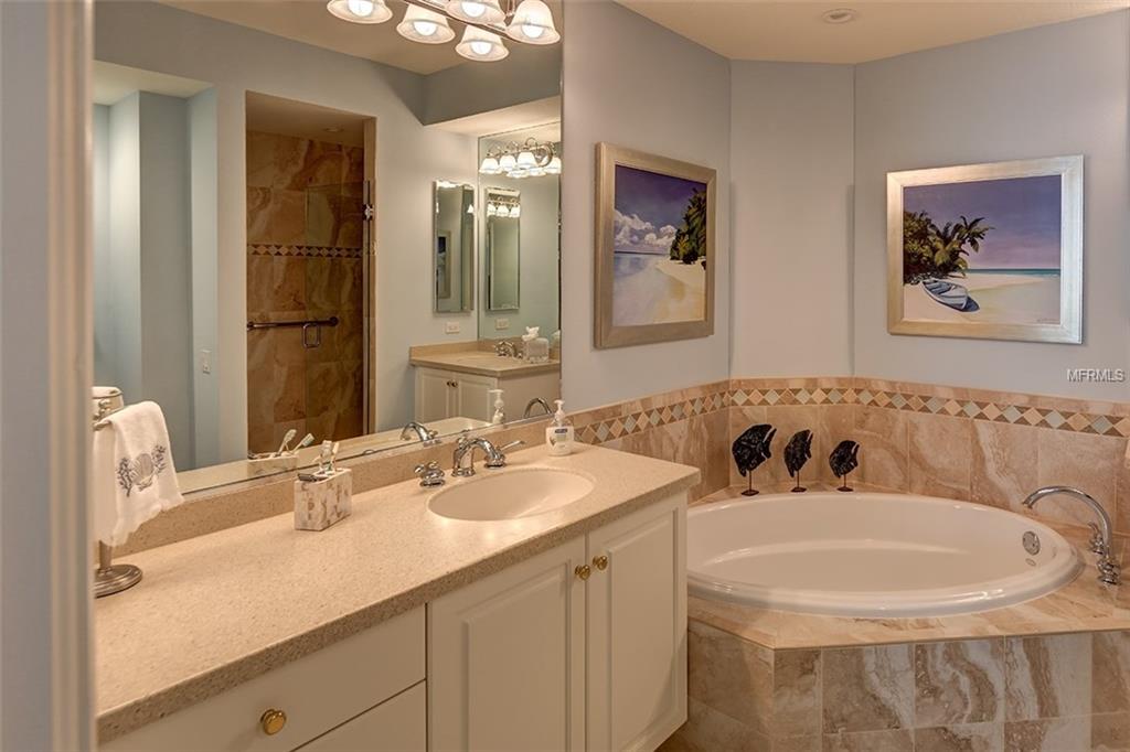 5282 DESCANSO COURT, SARASOTA, Florida 34238, 3 Bedrooms Bedrooms, 5 Rooms Rooms,2 BathroomsBathrooms,Residential,For sale,DESCANSO,A4209880
