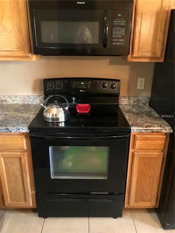 5560 LONG LAKE DRIVE, ORLANDO, Florida 32810, 3 Bedrooms Bedrooms, 4 Rooms Rooms,2 BathroomsBathrooms,Residential,For sale,LONG LAKE,O5561949