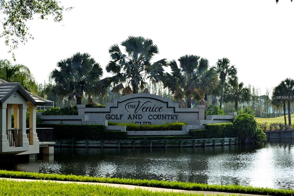 259 ROYAL OAK WAY, VENICE, Florida 34292, 3 Bedrooms Bedrooms, 9 Rooms Rooms,2 BathroomsBathrooms,Residential,For sale,ROYAL OAK,A4154767