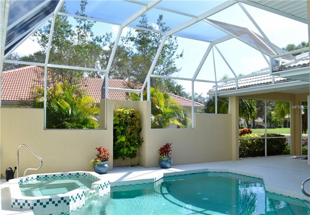 259 ROYAL OAK WAY, VENICE, Florida 34292, 3 Bedrooms Bedrooms, 9 Rooms Rooms,2 BathroomsBathrooms,Residential,For sale,ROYAL OAK,A4154767