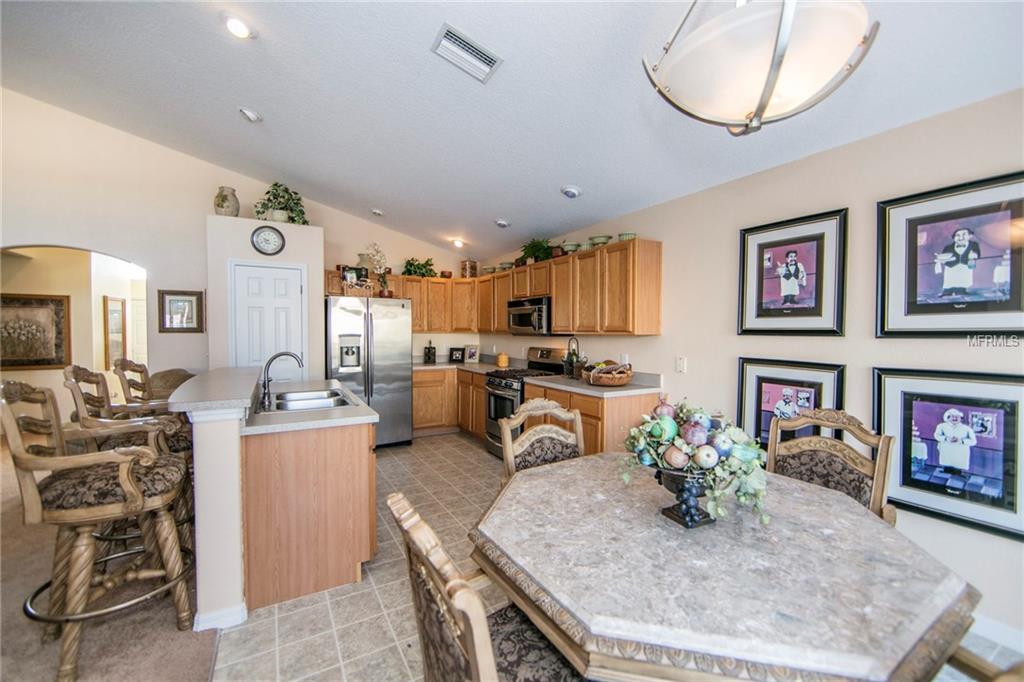 3070 BUCKEYE POINTE DRIVE, WINTER HAVEN, Florida 33880, 3 Bedrooms Bedrooms, 8 Rooms Rooms,3 BathroomsBathrooms,Residential,For sale,BUCKEYE POINTE,P4717851