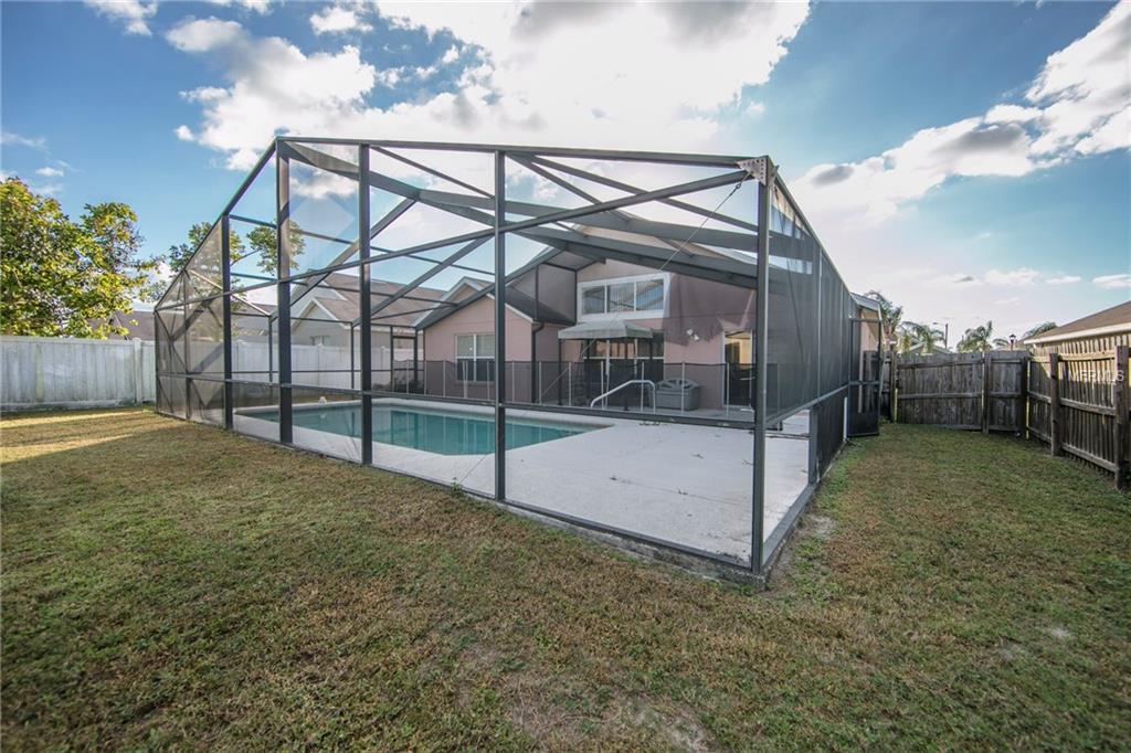 3070 BUCKEYE POINTE DRIVE, WINTER HAVEN, Florida 33880, 3 Bedrooms Bedrooms, 8 Rooms Rooms,3 BathroomsBathrooms,Residential,For sale,BUCKEYE POINTE,P4717851