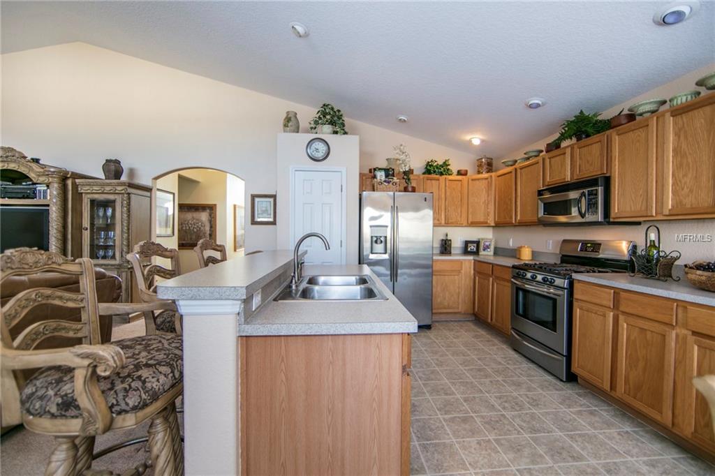 3070 BUCKEYE POINTE DRIVE, WINTER HAVEN, Florida 33880, 3 Bedrooms Bedrooms, 8 Rooms Rooms,3 BathroomsBathrooms,Residential,For sale,BUCKEYE POINTE,P4717851