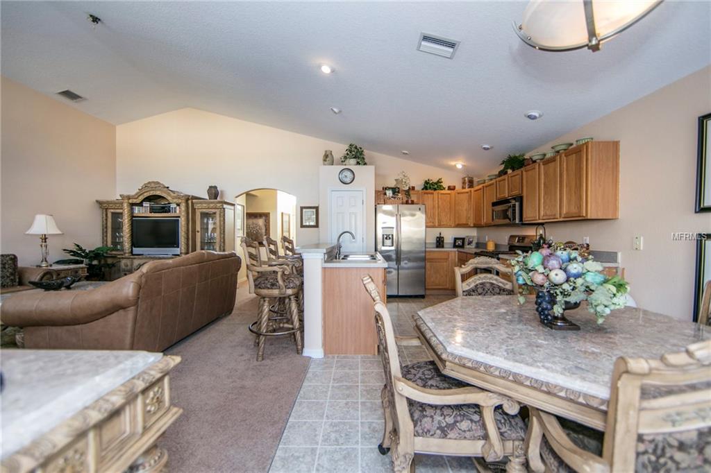 3070 BUCKEYE POINTE DRIVE, WINTER HAVEN, Florida 33880, 3 Bedrooms Bedrooms, 8 Rooms Rooms,3 BathroomsBathrooms,Residential,For sale,BUCKEYE POINTE,P4717851