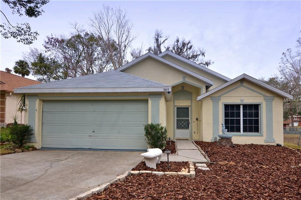 365 BAY STREET, APOPKA, Florida 32712, 3 Bedrooms Bedrooms, 8 Rooms Rooms,2 BathroomsBathrooms,Residential,For sale,BAY,O5558088
