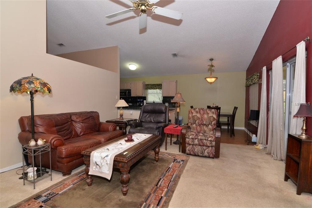 365 BAY STREET, APOPKA, Florida 32712, 3 Bedrooms Bedrooms, 8 Rooms Rooms,2 BathroomsBathrooms,Residential,For sale,BAY,O5558088