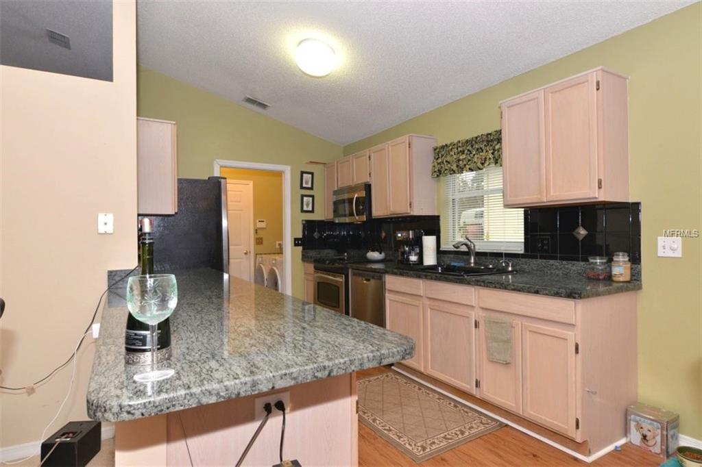 365 BAY STREET, APOPKA, Florida 32712, 3 Bedrooms Bedrooms, 8 Rooms Rooms,2 BathroomsBathrooms,Residential,For sale,BAY,O5558088