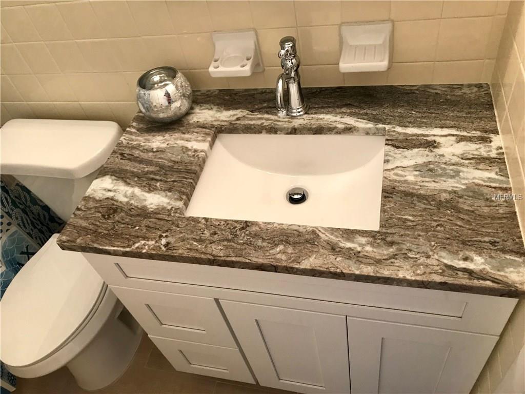 8080 112TH STREET, SEMINOLE, Florida 33772, 2 Bedrooms Bedrooms, 5 Rooms Rooms,1 BathroomBathrooms,Residential,For sale,112TH,U7845744