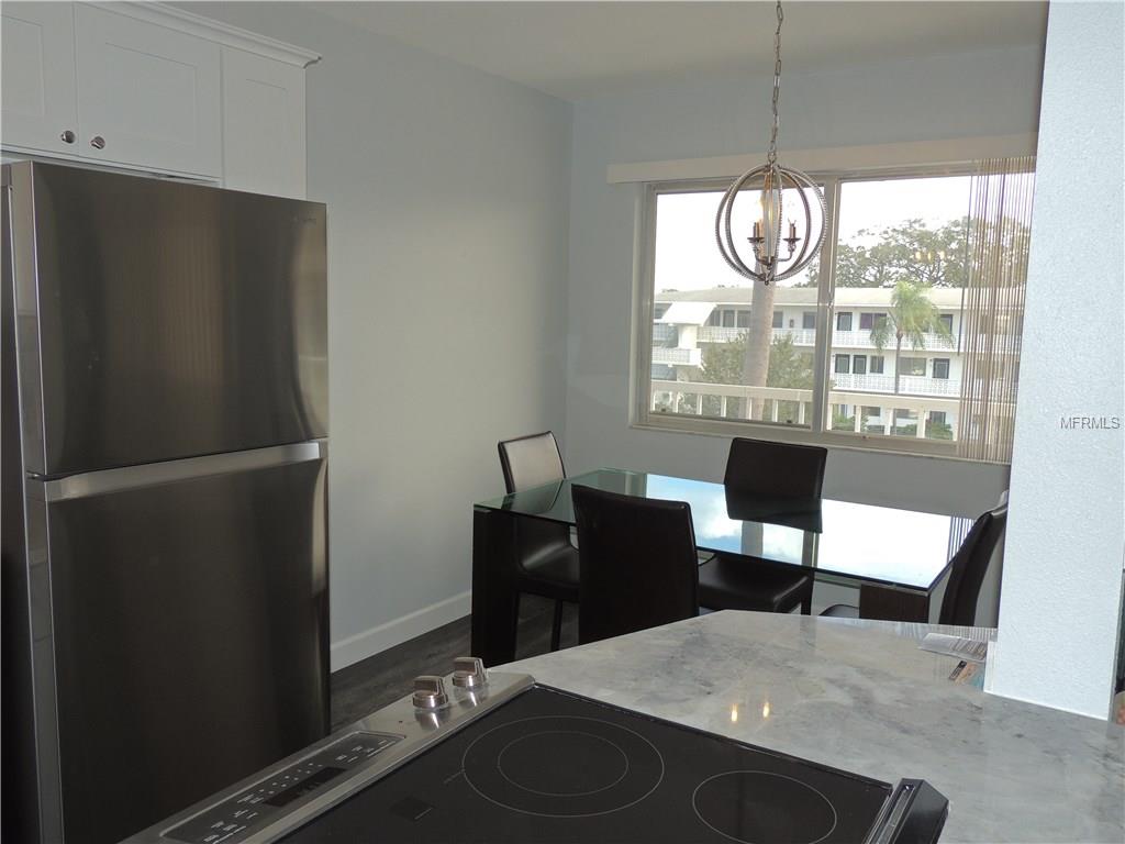 8080 112TH STREET, SEMINOLE, Florida 33772, 2 Bedrooms Bedrooms, 5 Rooms Rooms,1 BathroomBathrooms,Residential,For sale,112TH,U7845744