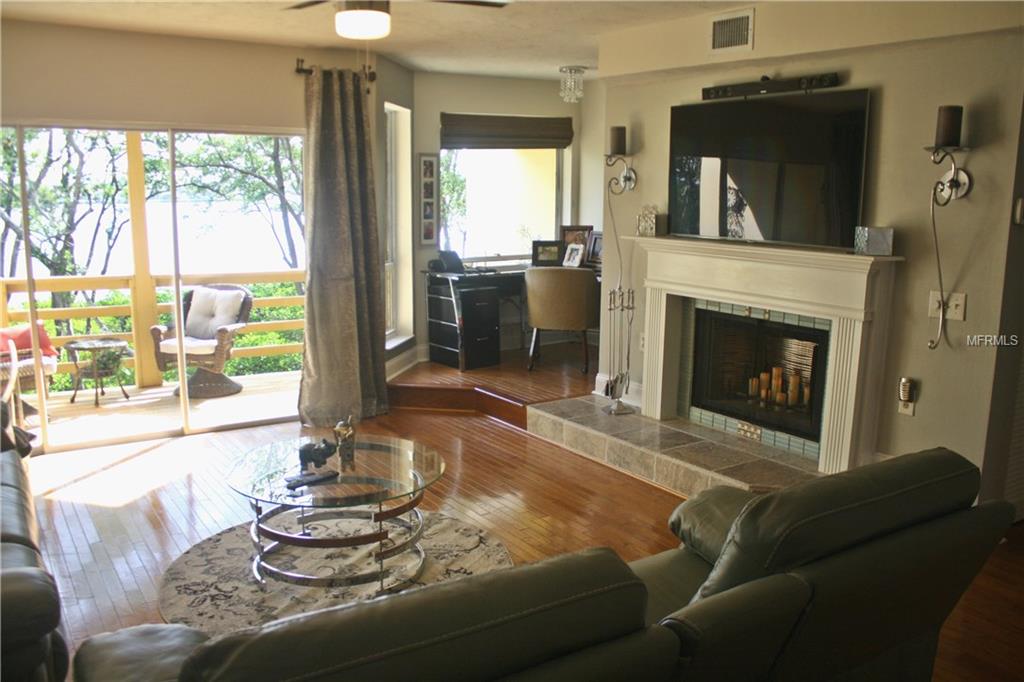 1730 LIGHTHOUSE TERRACE S, SOUTH PASADENA, Florida 33707, 2 Bedrooms Bedrooms, 5 Rooms Rooms,2 BathroomsBathrooms,Residential,For sale,LIGHTHOUSE,U7846460