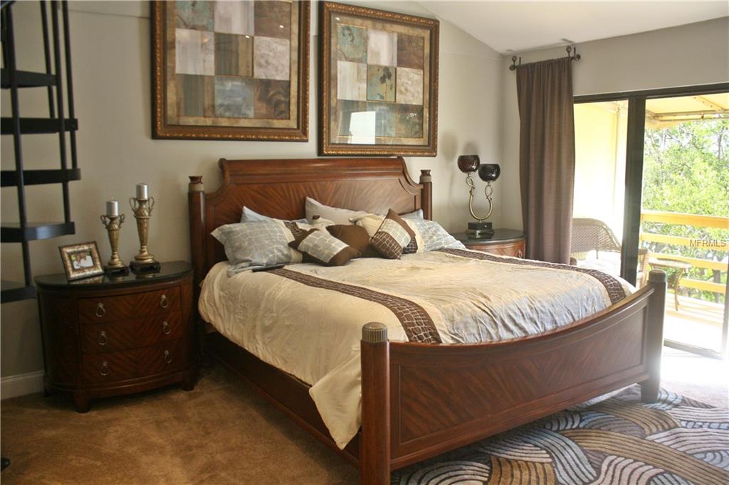 1730 LIGHTHOUSE TERRACE S, SOUTH PASADENA, Florida 33707, 2 Bedrooms Bedrooms, 5 Rooms Rooms,2 BathroomsBathrooms,Residential,For sale,LIGHTHOUSE,U7846460