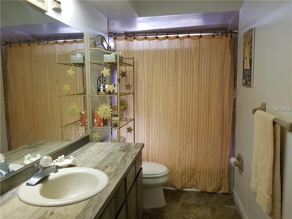 395 OCEANVIEW AVENUE, PALM HARBOR, Florida 34683, 3 Bedrooms Bedrooms, 8 Rooms Rooms,2 BathroomsBathrooms,Residential,For sale,OCEANVIEW,U7846721