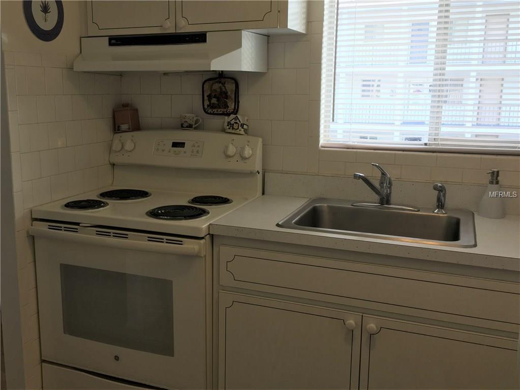 2067 CANAL DRIVE, BRADENTON, Florida 34207, 2 Bedrooms Bedrooms, 6 Rooms Rooms,1 BathroomBathrooms,Residential,For sale,CANAL,A4209631