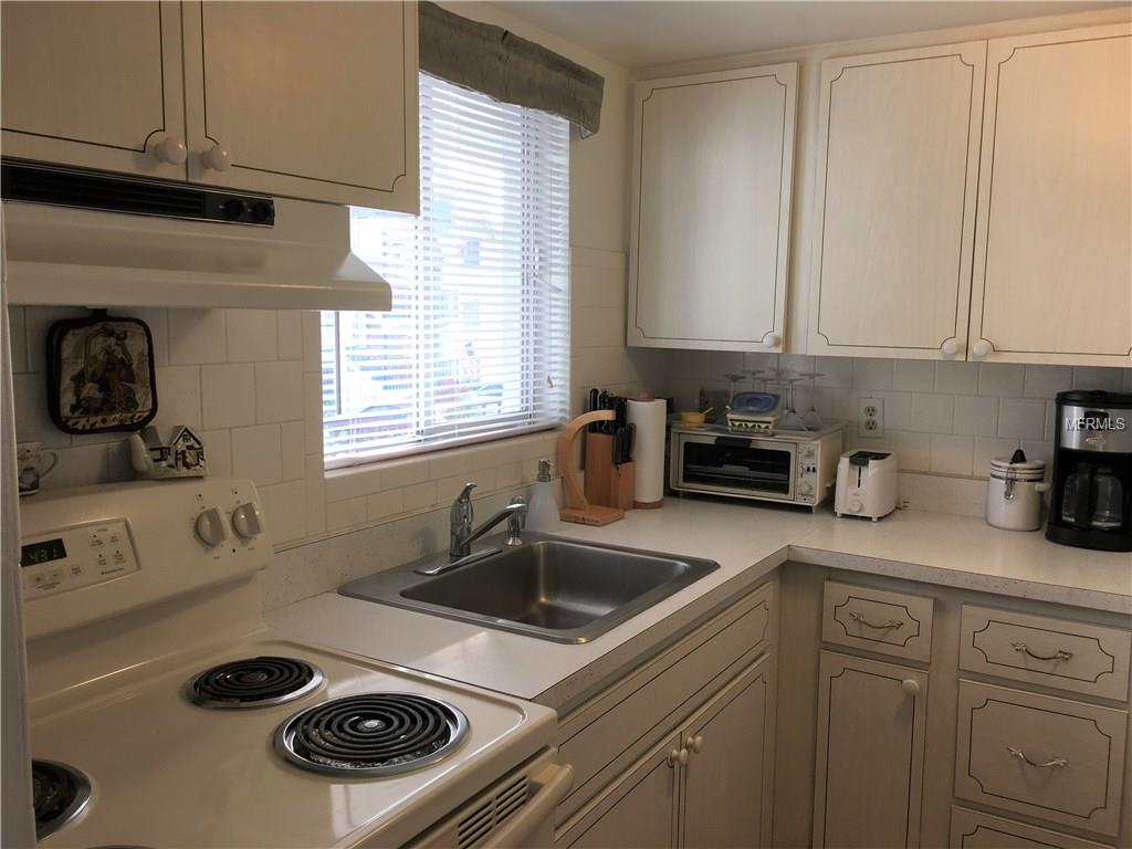 2067 CANAL DRIVE, BRADENTON, Florida 34207, 2 Bedrooms Bedrooms, 6 Rooms Rooms,1 BathroomBathrooms,Residential,For sale,CANAL,A4209631