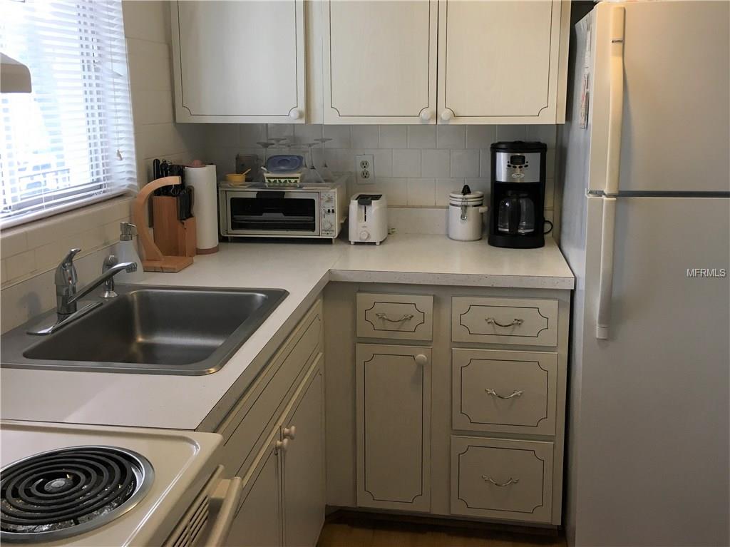 2067 CANAL DRIVE, BRADENTON, Florida 34207, 2 Bedrooms Bedrooms, 6 Rooms Rooms,1 BathroomBathrooms,Residential,For sale,CANAL,A4209631