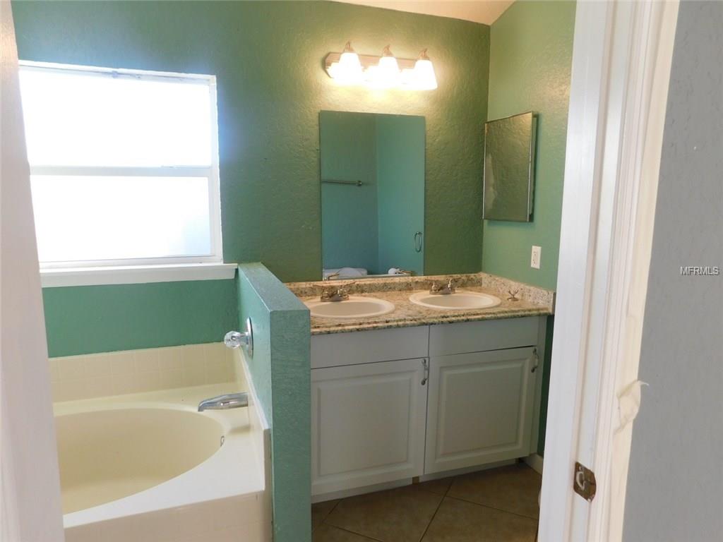 629 RAVEN COURT, POINCIANA, Florida 34759, 4 Bedrooms Bedrooms, 6 Rooms Rooms,2 BathroomsBathrooms,Residential,For sale,RAVEN,O5561428