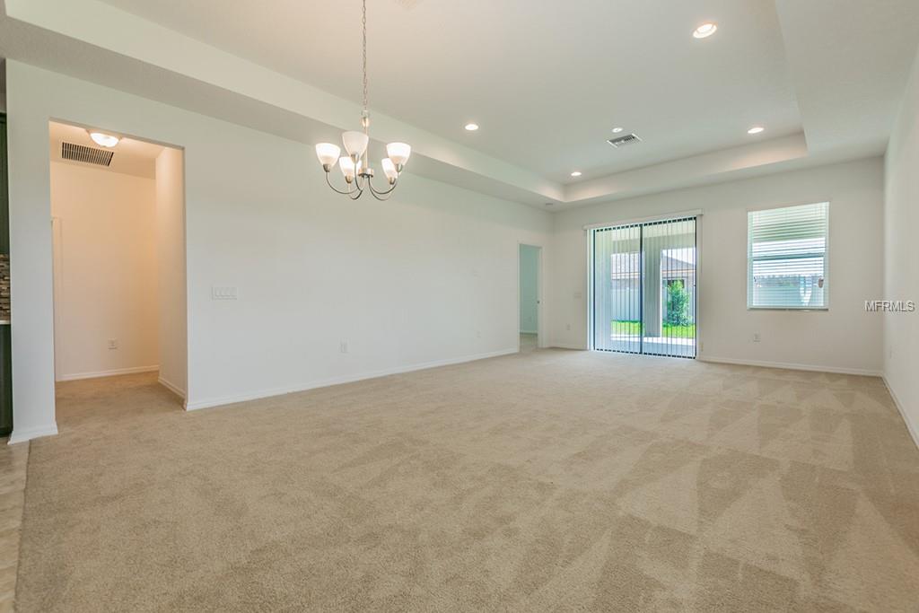 18750 HENEQUEN LANE, SPRING HILL, Florida 34610, 3 Bedrooms Bedrooms, 3 Rooms Rooms,2 BathroomsBathrooms,Residential,For sale,HENEQUEN,T2928329