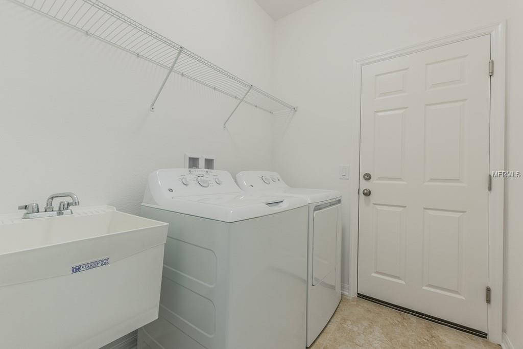 18750 HENEQUEN LANE, SPRING HILL, Florida 34610, 3 Bedrooms Bedrooms, 3 Rooms Rooms,2 BathroomsBathrooms,Residential,For sale,HENEQUEN,T2928329