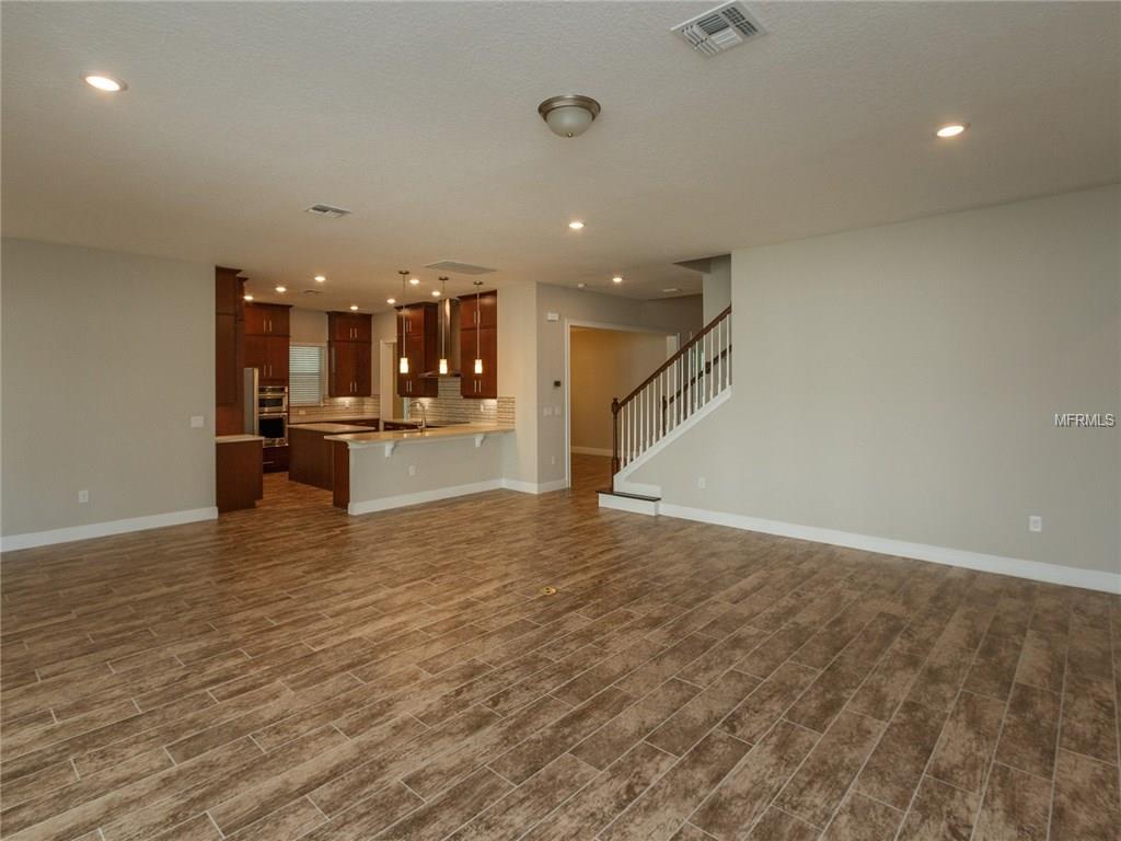 7956 CHILTON DRIVE, ORLANDO, Florida 32836, 6 Bedrooms Bedrooms, 3 Rooms Rooms,4 BathroomsBathrooms,Residential,For sale,CHILTON,O5442242